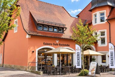 Zur Vermietung: etablierte Gewerbe-Einheit mit Außenterrasse in Müllheim