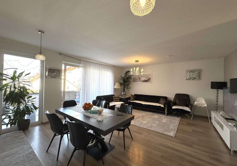 Wohn- und Essbereich