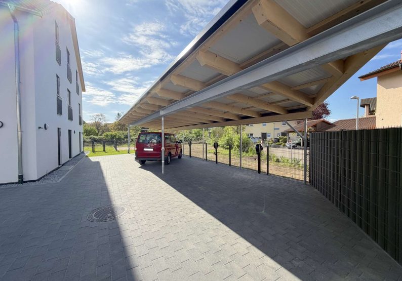 Carport mit Wallbox